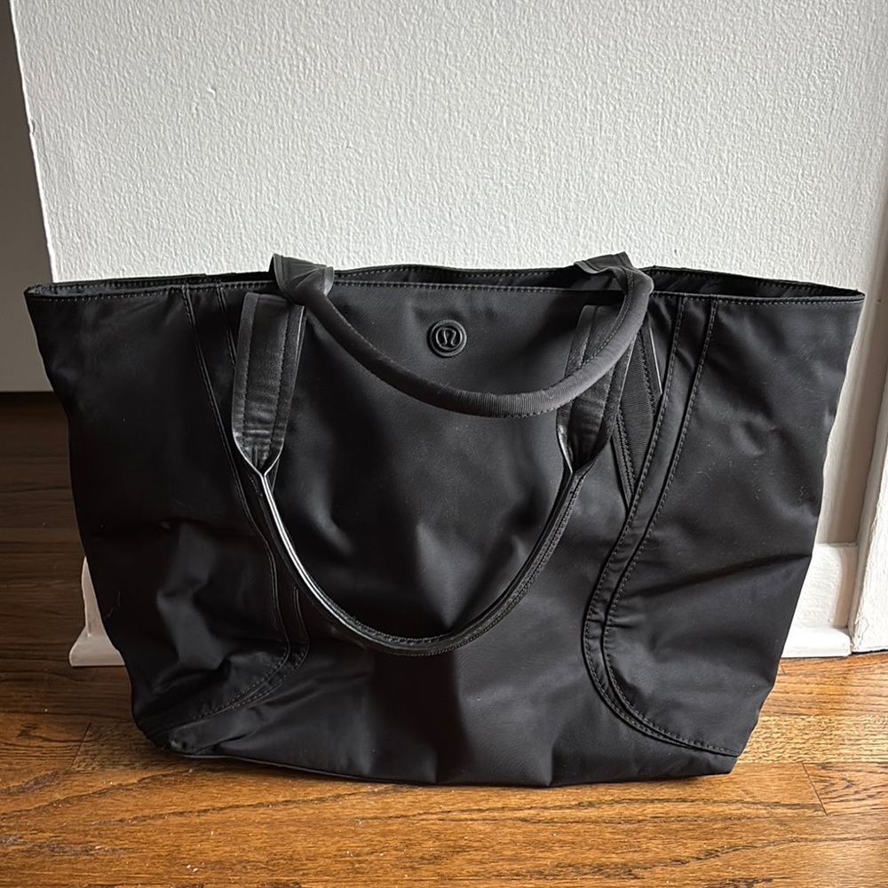 Lululemon Black Tote Bag